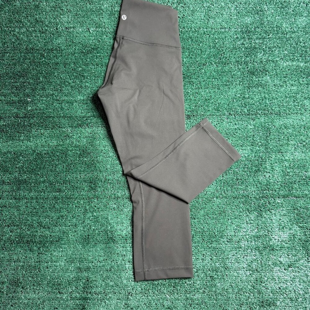 Lululemon Align High Rise Leggings 20" Army Green Size 8 Yoga Gym Pants